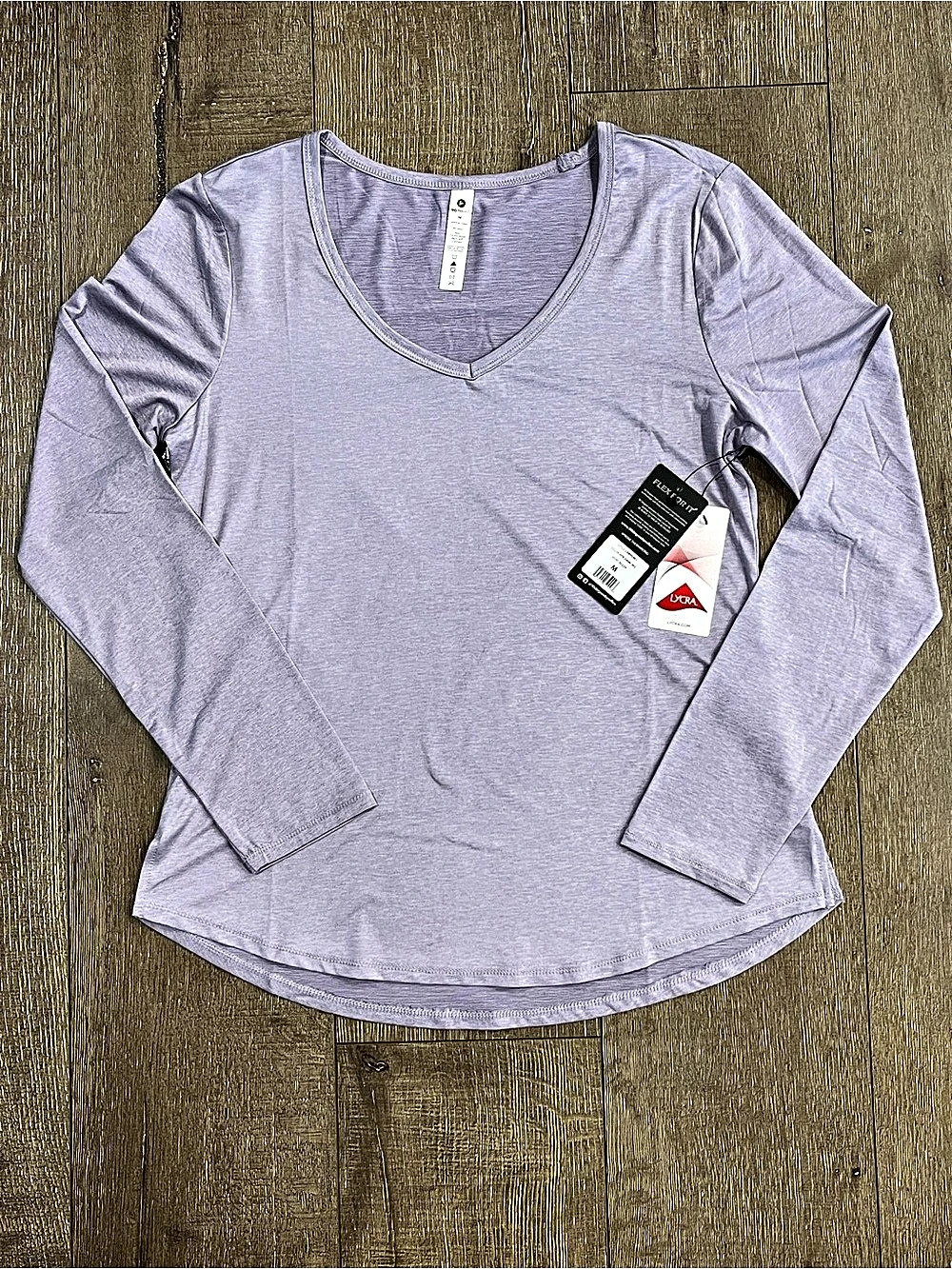 90 Degree by Reflex long sleeve v-neck performance shirt Size Medium